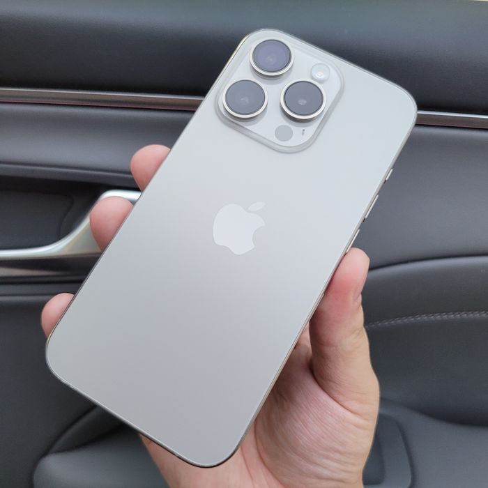 IPhone 15 Pro 2 Simkartali