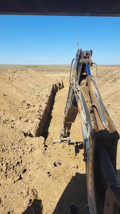 Срочно продам экскаватор погрузчик MST m542