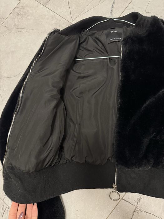 Пухено яке Bershka