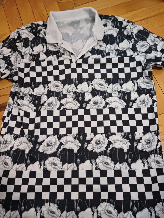 Лот 2 бр Мъжки тениски с флорални мотиви размер XL