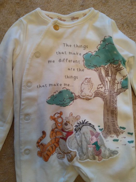 Продавам нови бебешки ромпъри за момиче 3 месеца