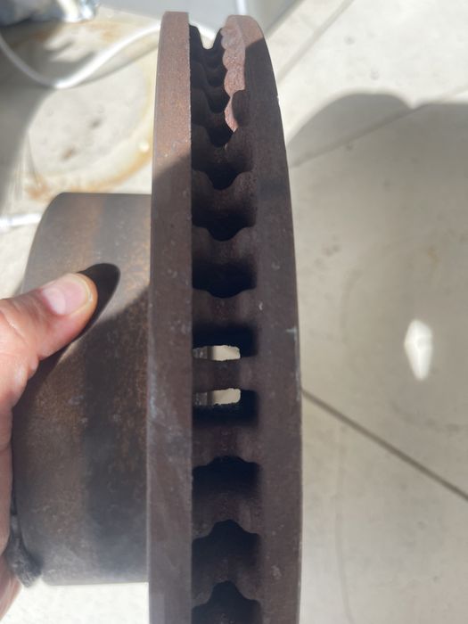 Диск. Для Тайота 200