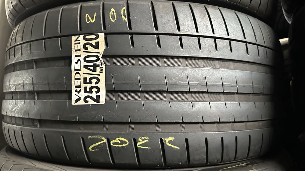 255/40/20 Verdestain