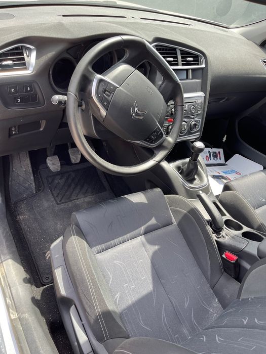Dezmembrez Citroen C4 2014 1.4 95Cp