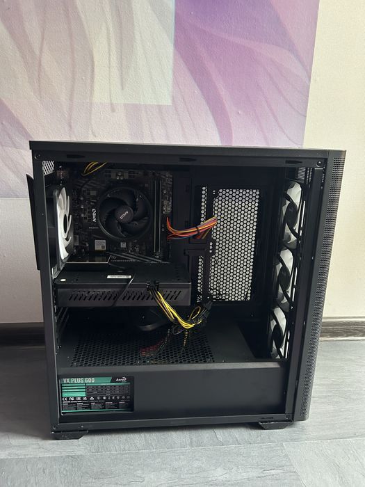 Чисто нов геймърски компютър – Ryzen 5 5500 / RX 590 8GB / 16GB RAM