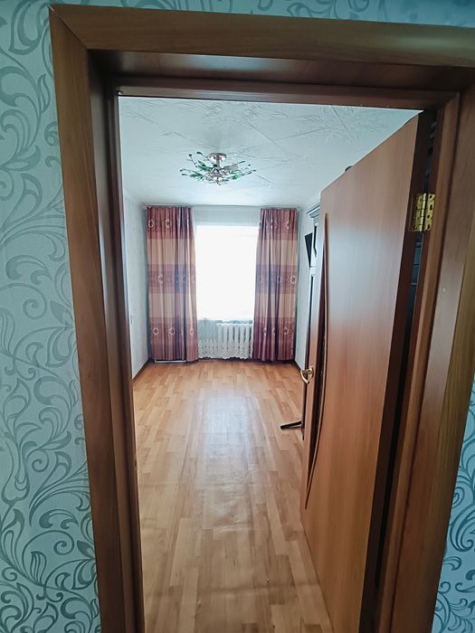 Продам 2ух комнатную квартиру .