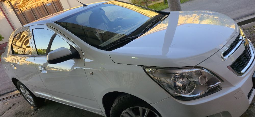 Kobalt avtomashinasi sotiladi