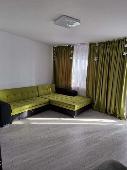 Apartament 3 camere, renovat de la 0, decomandat,  micro 11