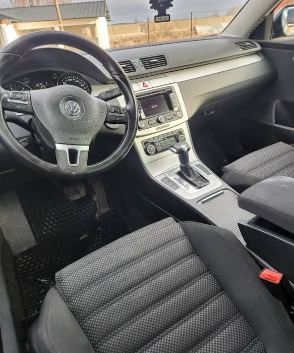 Volkswagen passat 2.0 tdi DSG R line euro 5 2010 import recent