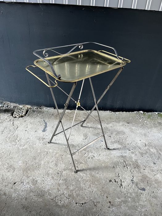 Помощна маса / 60-те