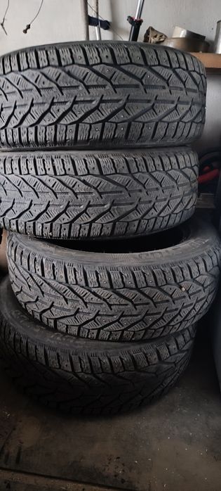 Продам зимнюю резину