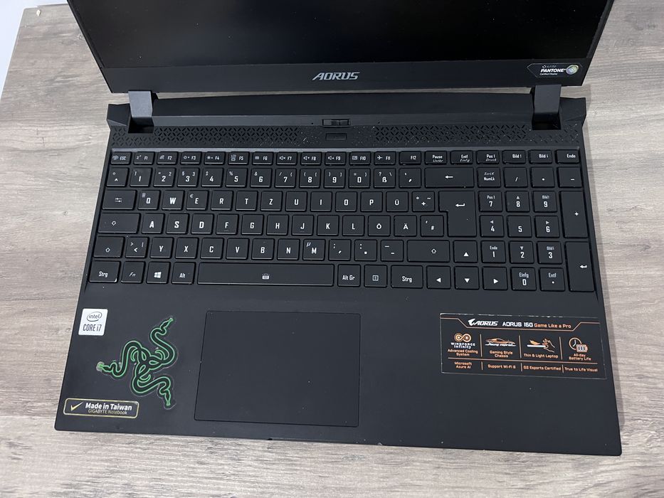 Laptop gaming aorus 15G Rtx 3070
