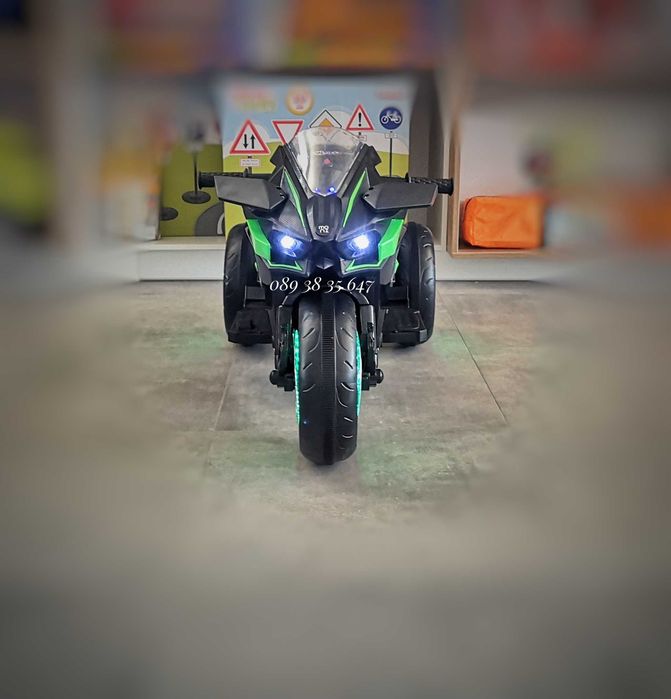 НОВО!Акумулаторен мотор с 3 гуми Ninja BLACK с 12V батерия,USB,LED