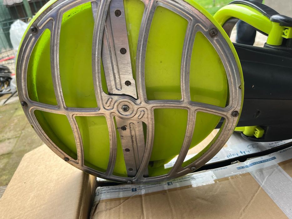 Trimer gard viu ,Garden Groom  ,tuns și modelat spatii verzi .