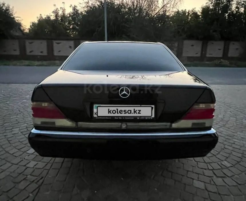 легендарный мерседес бенс 1998год лонг кабан