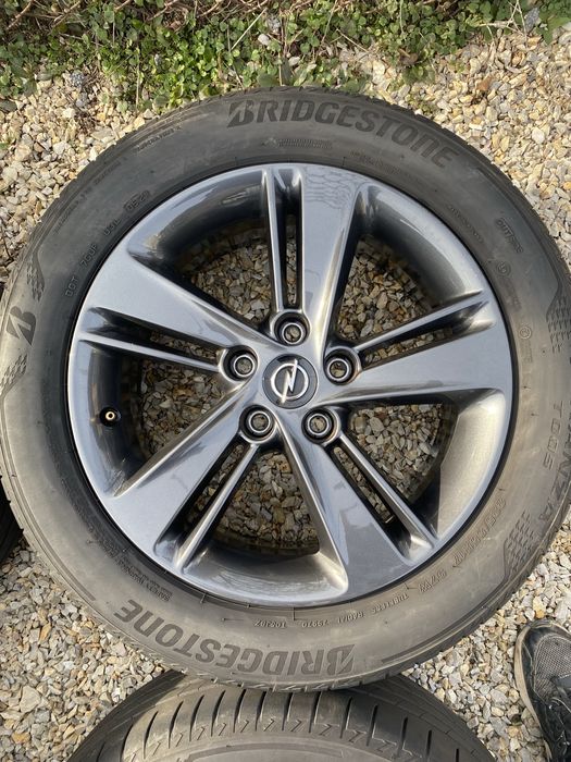 17 цола 5 х 115 мм Опел Инсигния , Астра Антара Зафира , Opel Insignia