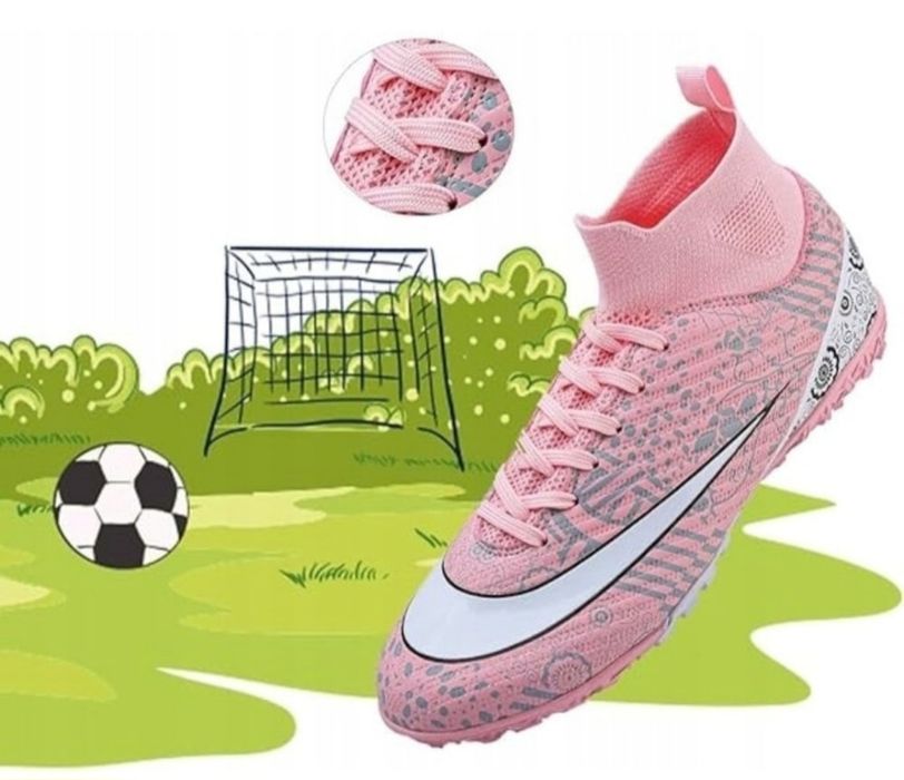 Ghete de fotbal,roz ,piele ecologica,masura 32,34 si 36