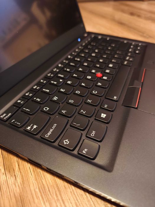 Лаптоп Lenovo Thinkpad T490s 16gb DDR4 RAM, 512GB NVME SSD, TOUCHSCREEN