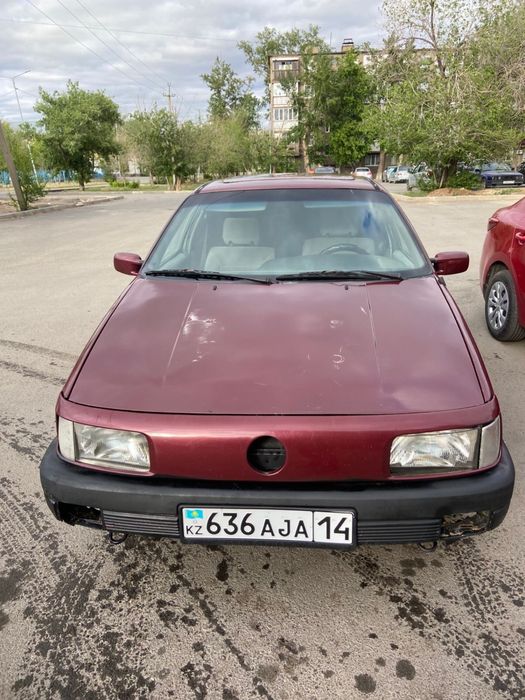 Пассат б3 1990года