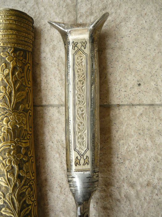 200 годишен Ятаган