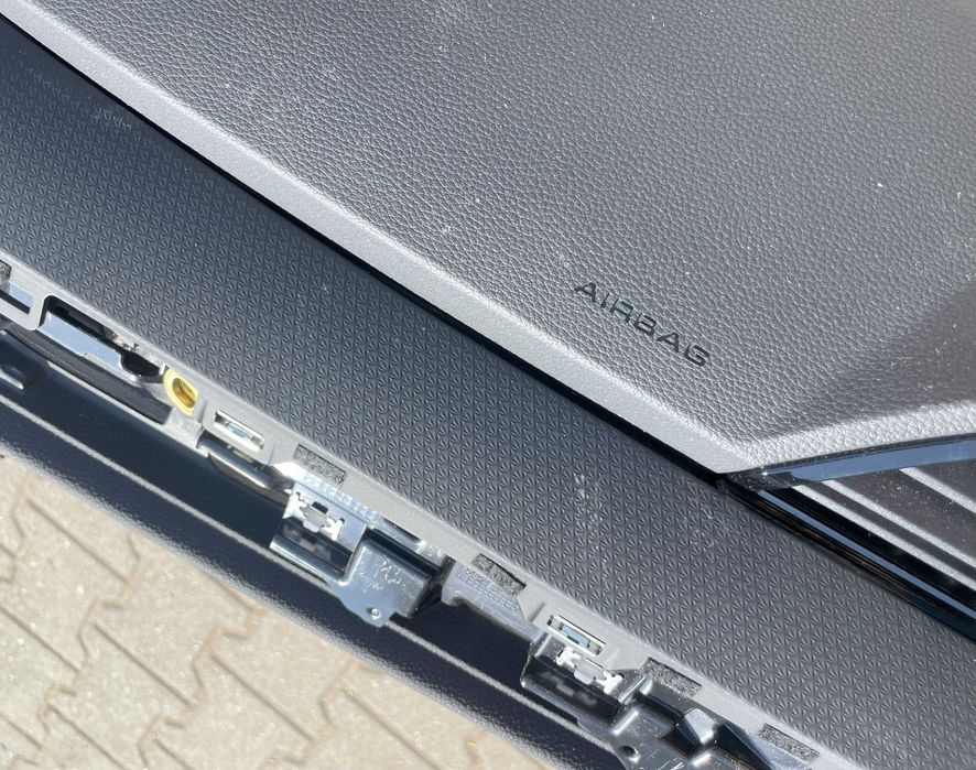 AUDI Q3 83a F3 plansa de bord - kit airbag - set centuri de siguranta