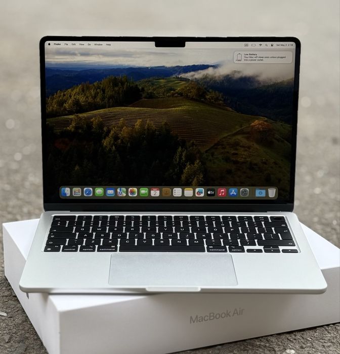 ГАРАНЦИОНЕН!!! Лаптоп Apple MacBook Air 13”, M3, 8GB RAM / 256GB SSD