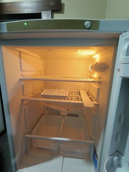 Продам холодильник Индезит