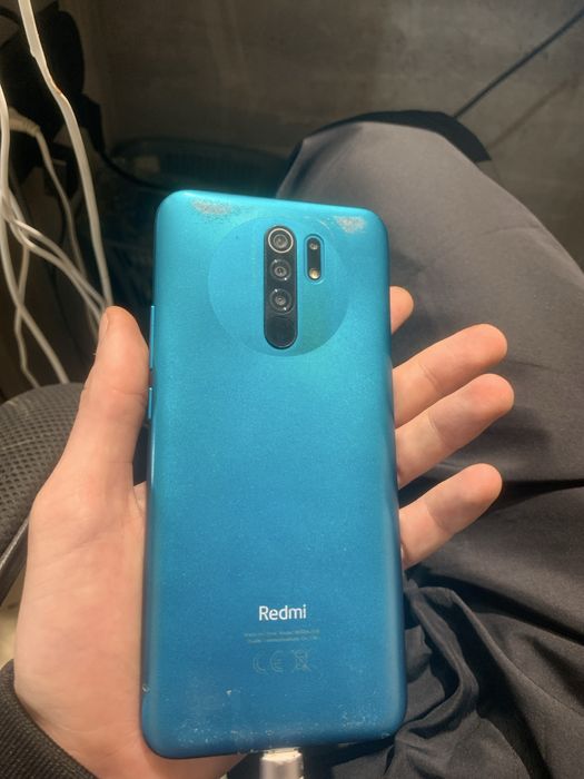 Продам телефон Redmi 9