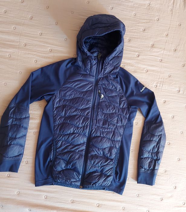 Peak performance ,S46  размер , мъжко  тънко пухено хибрибно яке