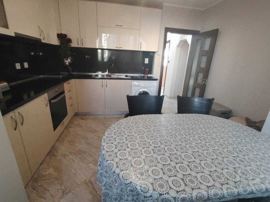 Продава се Тристаен апартамент в Нови Искър - 90 кв.м за 2656 €/кв.м - Снимка #2