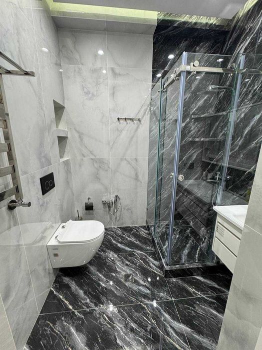 СРОЧНО СДАМ! 3х комн. Новостройка 131(м2), ул Бобур БКС