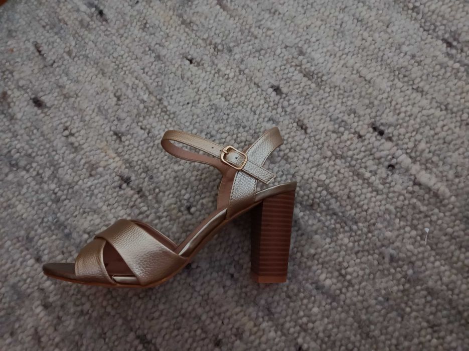 Sandale aurii, mărimea 39