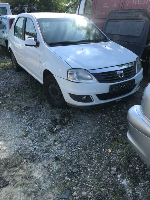 Dezmembrez/Piese Dacia Logan MCV Facelift 1.6 16V 2010 si 1.5 DCI