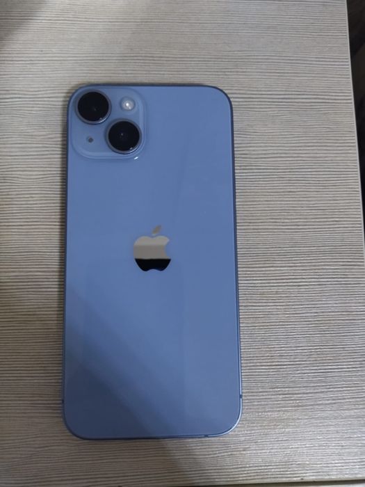 Продам Iphone 14