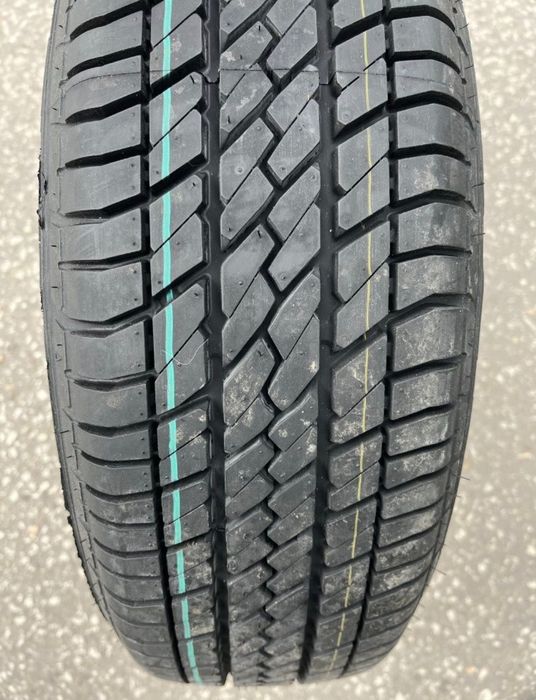 Гума с джанта Goodyear GT2 Made in Great Britain 185/65R15 ET 49 патерица за автомобил/ резервна гума