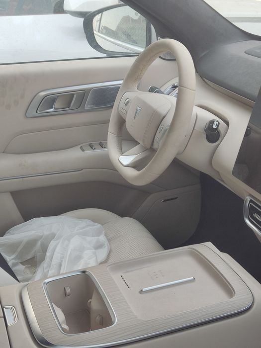 Deepal s09 ultra+ 4wd eng full pazitsiya