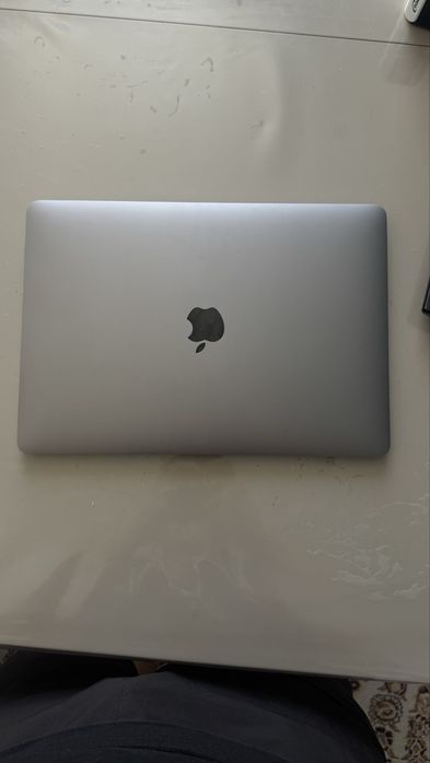 MacBook Air M1 2020