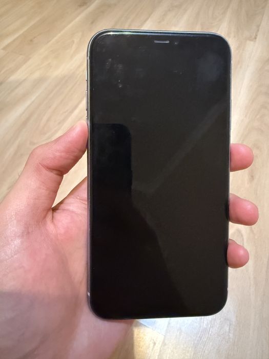 Продам iphone 11