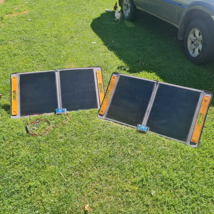 Продавам сгъваем монокристален соларен панел 100W
