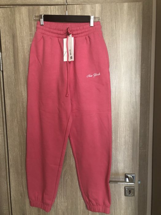 Нови спортни долнища ZARA