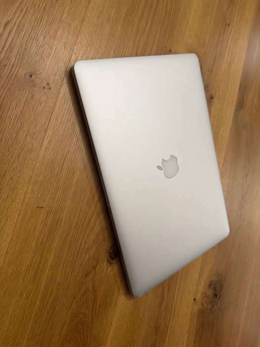 Apple A1398 15-inch MacBook Pro MGXA2N/A Лаптоп