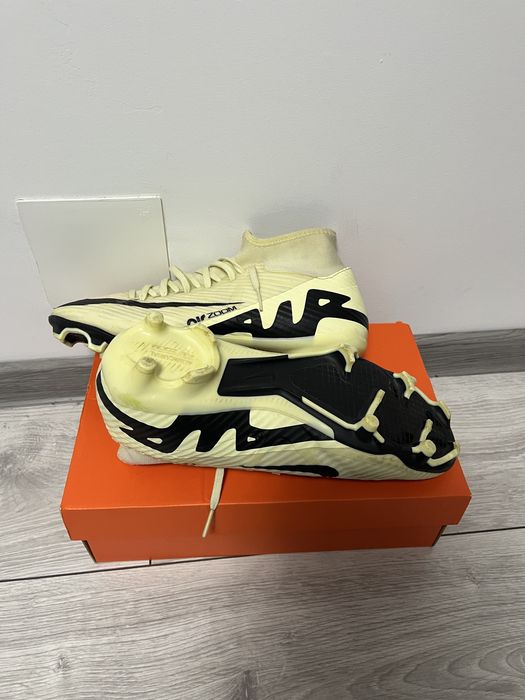 Ghete Nike Air , marimea 41