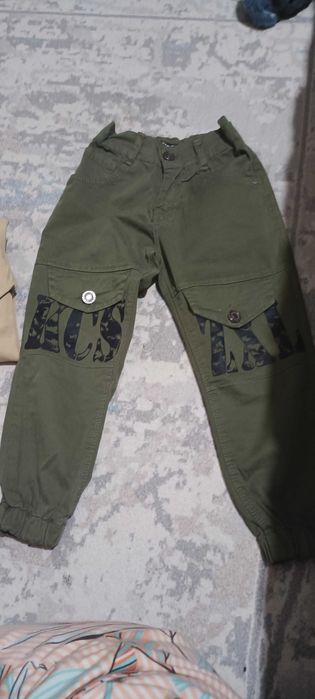 джогеры по 3000,