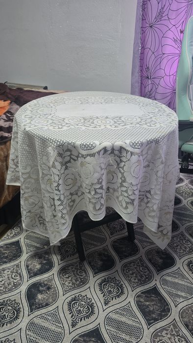 Маси изработени от дърво