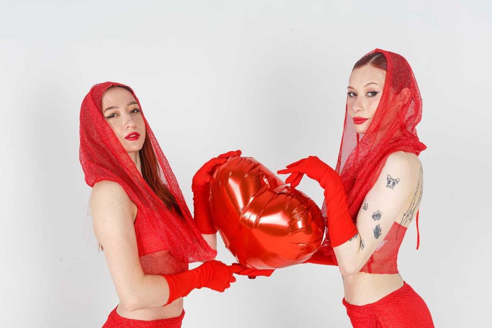 Шоу, танцы к 14 Февраля