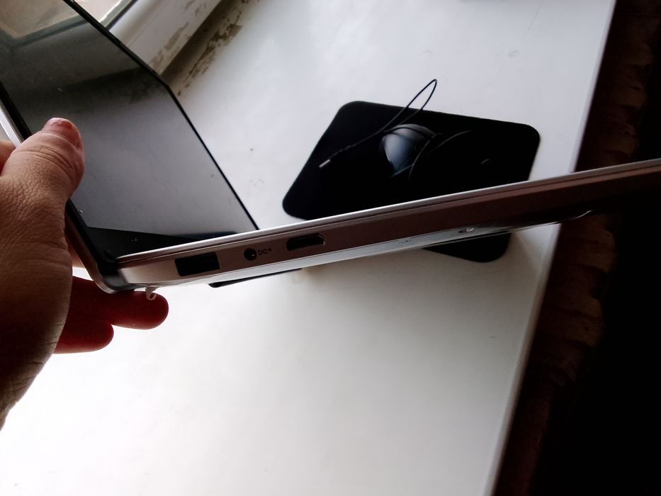 Ноудбук сатылады срочно