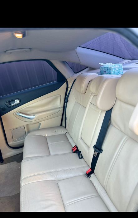 Vând Ford mondeo mk4  Ghia