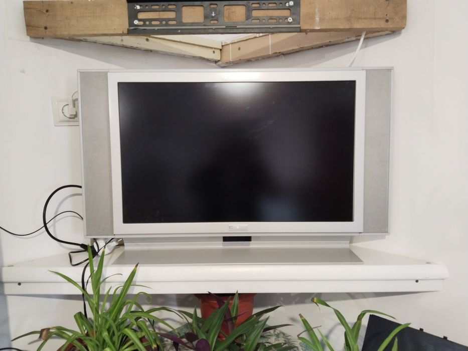 Телевизор б/у conrak