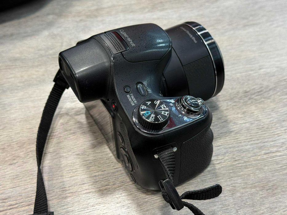 Фотоапарат Sony DSC-H400