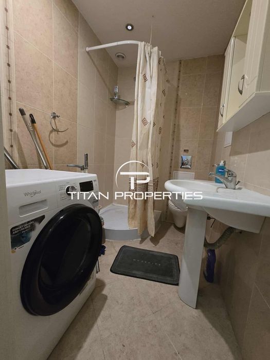 Дава се под наем Двустаен апартамент в Пловдив, Център - 62 кв.м за 357 € - Снимка #5